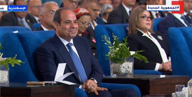 الرئيس السيسي يشاهد فيلما تسجيليا بعنوان "مترو" خلال فعاليات المؤتمر الوطني للشباب