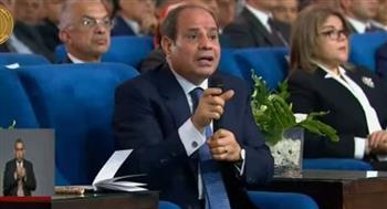 الرئيس السيسي: الدولة مش هاتطلع لقدام إلا بتحطيم الفجوة الخاصة بالدولار