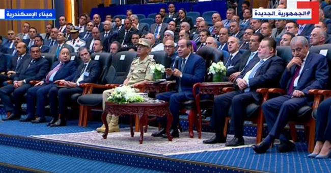الرئيس السيسي: كل ما يتم تنفيذه من مشروعات قومية هدفه مستقبل أفضل للأجيال المقبلة