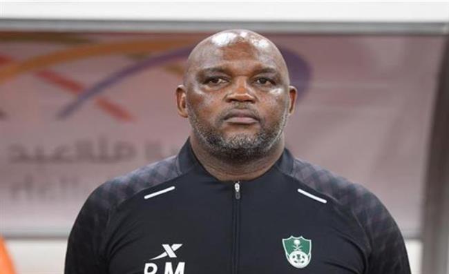 موسيماني مرشح لتدريب فريق بالدوري الإماراتي