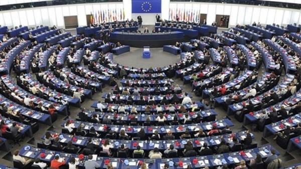 «المجلس الأوروبي»: التشيك لا تزال تفتقر إلى قواعد مكافحة الفساد