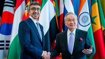   وزيرا خارجية الإمارات وتايلاند يبحثان سبل تعزيز التعاون الثنائي