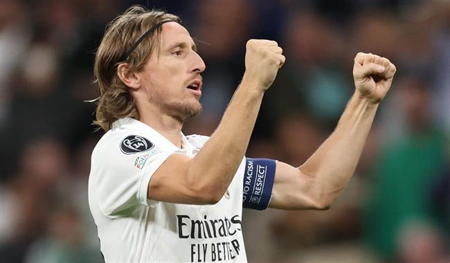 مودريتش يتمسك بالميرينجي رغم عرض الهلال «الوحشي»