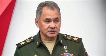   وزير الدفاع الروسي يتفقد مستودعات تخزين الأسلحة تمهيدا لشحنها إلى مناطق العمليات