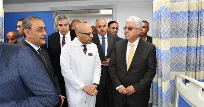 وزير التعليم العالي ورئيس جامعة قناة السويس يتفقدان المنشآت الجديدة بالمستشفيات الجامعية 