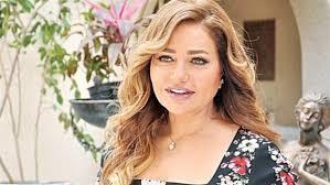 ليلى علوي تكشف تفاصيل "شوجر دادي" 