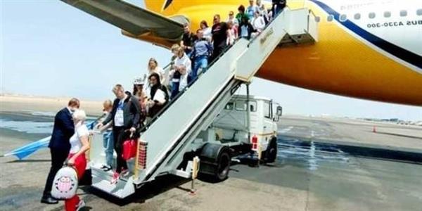 مطار مرسى علم الدولى يستقبل 8 رحلات سياحية من أوروبا ضمن 118 رحلة أسبوعية