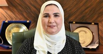 وزيرة التضامن تتابع استمرار عمليات تفويج حجاج الجمعيات الأهلية