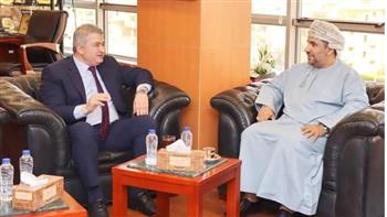   رئيس التنمية الصناعية يستقبل وفد وزارة الصناعة من سلطنة عمان 