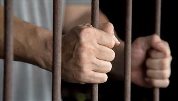   حبس متهم بترويج العقاقير الطبية المخدرة بالقطامية