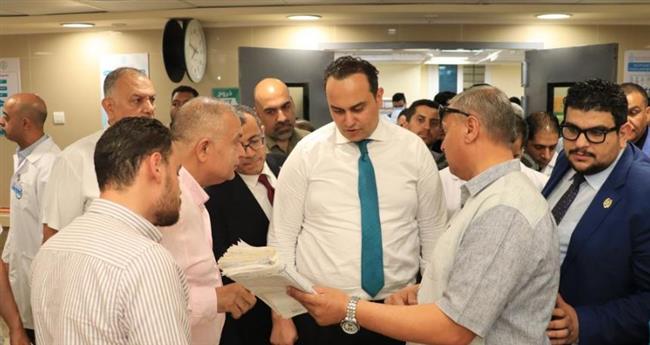 رئيس «الرعاية الصحية» يطمئن على الخدمة الطبية المقدمة للمواطنين بمجمع الإسماعيلية الطبي