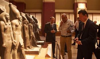نائب وزير الثقافة والسياحة الصيني يزور المتحف المصري بالتحرير