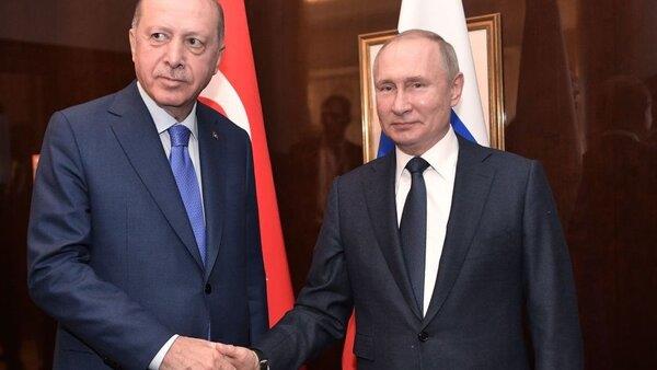 رئيس تحرير «الإندبندنت التركية»: علاقة تركيا مع روسيا متطورة.. ومع أمريكا استراتيجية