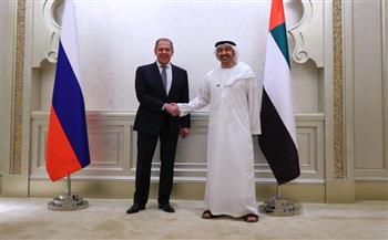 وزير الخارجية الروسي يبحث مع نظيره الإماراتي تعزيز التعاون بين البلدين