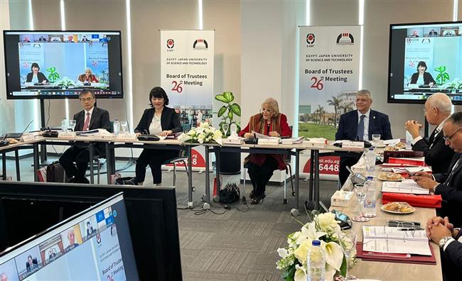 بدء إجتماع مجلس أمناء الجامعة المصرية اليابانية في دورته الـ٢٦ بالقرية الذكية