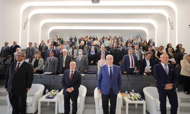 وزير التعليم العالي يفتتح مؤتمر "إفريقيا في قلب مصر" 