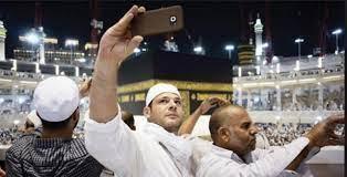 ما حكم الانشغال بالتصوير أثناء أداء موسم الحج؟.. الإفتاء تجيب