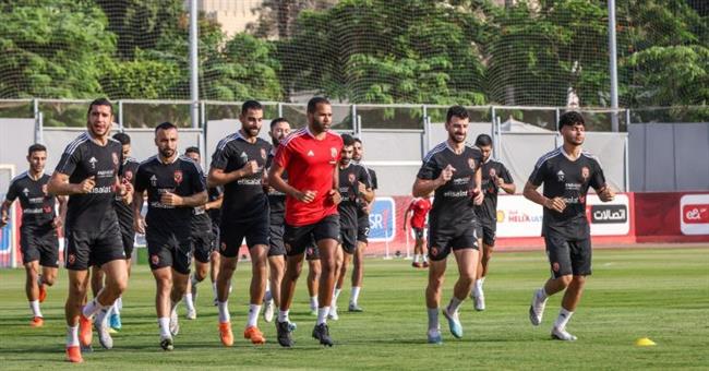 الأهلي يواصل تدريباته استعدادا للقاء حرس الحدود بالدوري