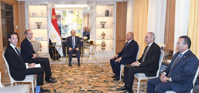 الرئيس السيسي يستقبل رئيس مجموعة "ألستوم" الفرنسية