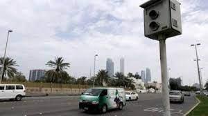 خلال 24 ساعة.. رادار المرور يلتقط 1274 سيارة تسير بسرعات جنونية