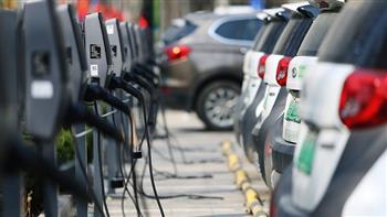   عقب تراجع المبيعات.. الصين تمدد الإعفاءات الضريبية على «السيارات الكهربائية»