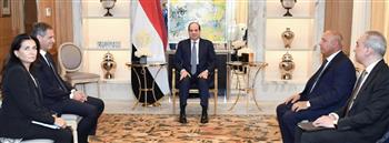   الرئيس السيسي يبحث سبل توسيع وتعميق أنشطة شركة الخطوط الملاحية الفرنسية العالمية في مصر