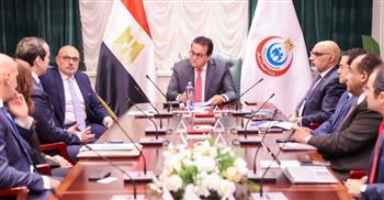 وزير الصحة يعقد اجتماعا مع شركة أبوت