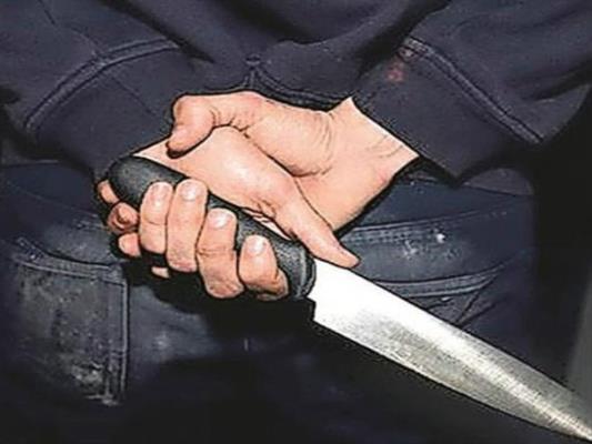 سوداني يقتل صديقه طعنًا بالسكين بالطالبية