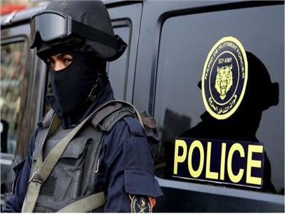 كشف ملابسات تداول فيديو على "فيس بوك" لشخص يستغيث لقيام آخرين باقتحام منزله