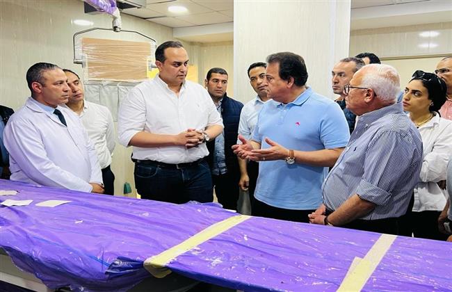  وزير الصحة و رئيس هيئة الرعاية الصحية ومحافظ بورسعيد يتفقدون مستشفى السلام 