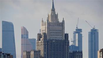   الخارجية الروسية ترد على عقوبات الاتحاد الأوروبي بتوسيع قائمة حظر السفر