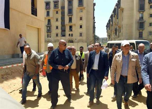 رئيس الوزراء يتفقد روضة السيدة 2