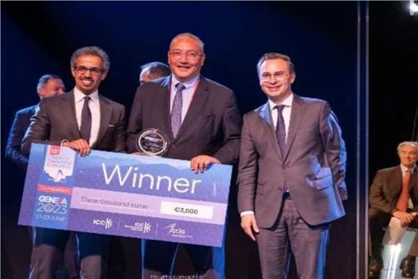 فوز «تجارية الإسكندرية» بجائزة أفضل غرفة في العالم