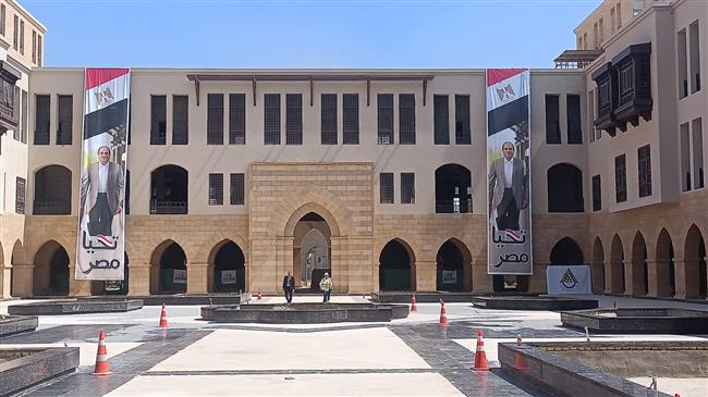 مدبولي نقل 2000 أسرة من مجري العيون إلى مساكن حضارية بمدينة بدر