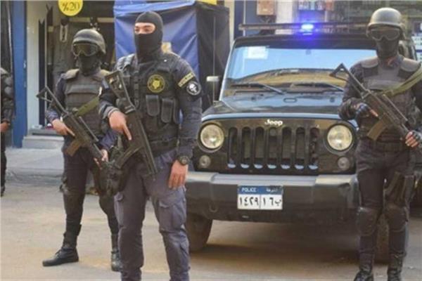 حارس عقار وراء سرقة مليون جنيه من امام شقة بمدينة نصر