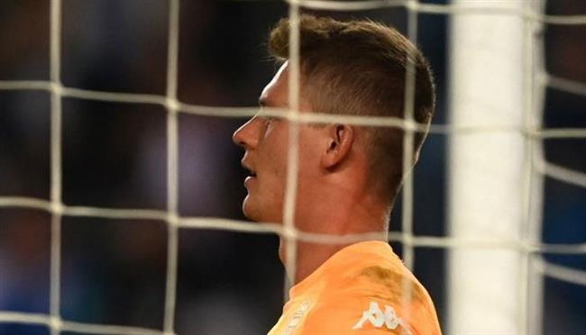 حارس بايرن ميونخ يحلم بالبريميرليج