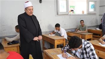 اليوم امتحان مادة اللغة الأجنبية الأولى لطلاب الشهادة الثانوية الأزهرية