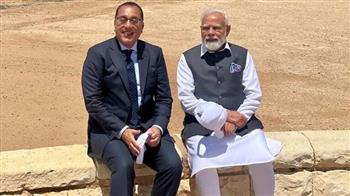   رئيس الوزراء يصطحب نظيره الهندي في جولة بمنطقة الأهرامات