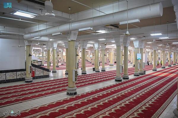 السعودية تفتح مسجد الخيف بمشعر منى لاستقبال ضيوف الرحمن