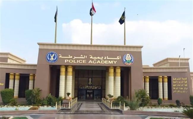 أكاديمية الشرطة تحتفل بتخريج الضباط المتدربين بالدورة التدريبية الـ13 بكلية التدريب والتنمية