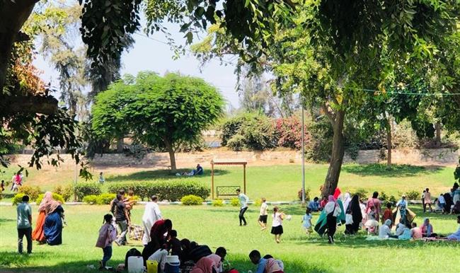 توافد الزوار على حدائق الري بالقناطر الخيرية احتفالا بعيد الأضحى