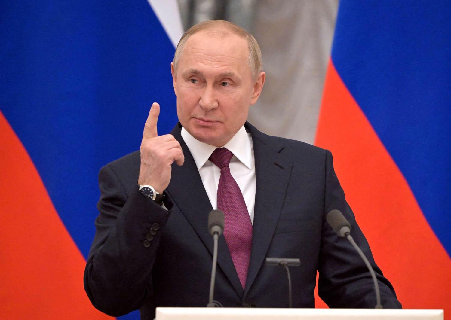 بوتين: السوق الروسية لم تنهر بسبب عقوبات الغرب التي أثبتت "فشلها"