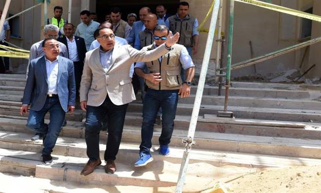 مدبولى يوجه بسرعة الانتهاء من الأعمال المتبقية بالمتحف اليونانى الرومانى