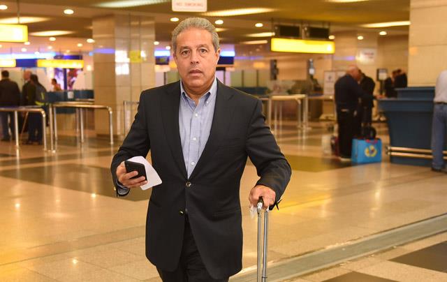 الدرندلي يحضر موقعة إياب الأهلي والوداد بالمغرب