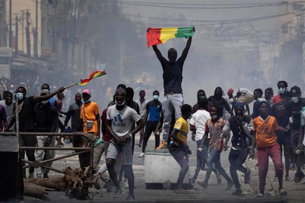 أمريكا «قلقة» من الاضطرابات في السنغال