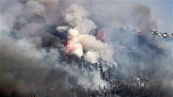   مفاجأة في إطفاء حريق غابات بكندا 