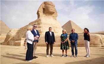 مصطفى وزيري: زيارة جيل بايدن للأهرامات دعاية للسياحة لا تعوضها ملايين الدولارات