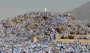 علي جمعة: لا يجوز ارتداء الجزمة أثناء مناسك الحج لهذا السبب
