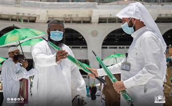   شئون الحرمين تطلق مبادرة «مظلة وقاية» لتوزيع المظلات على المعتمرين
