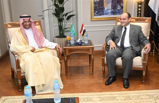 وزير التجارة والصناعة يستقبل نظيره السعودي 